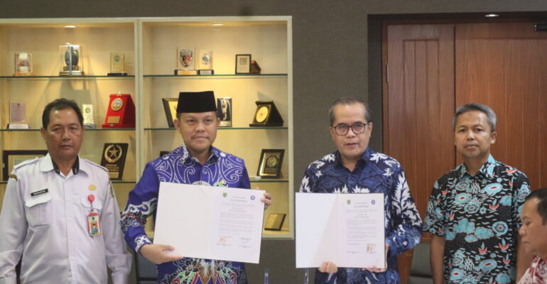 IPB dan Pemkab Barito Selatan Resmi Tandatangani MoU